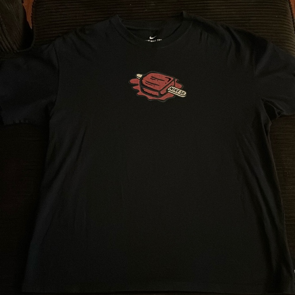 Men’s Nike SB tee